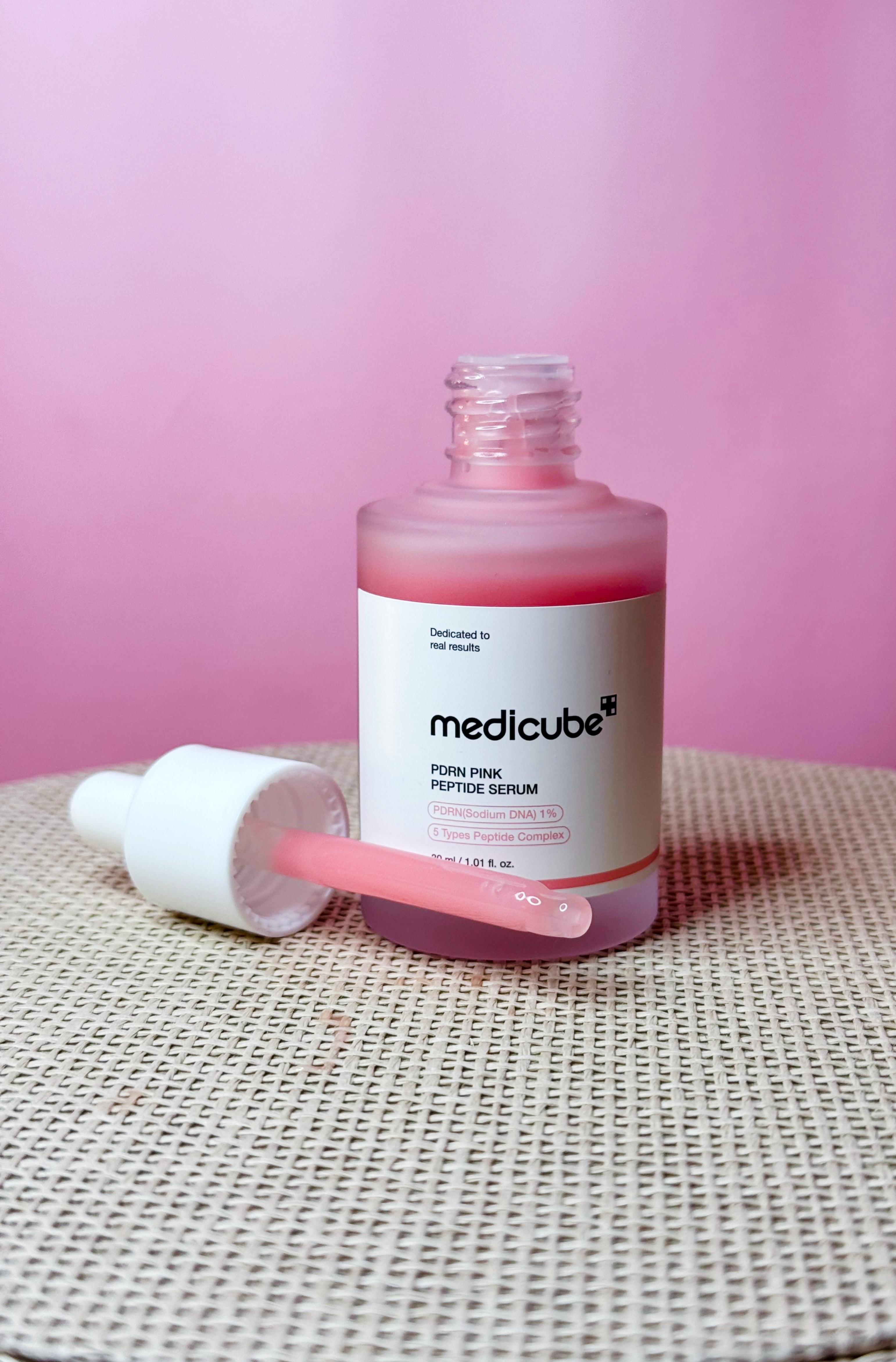 Medicube PDRN Pink Peptide Serum